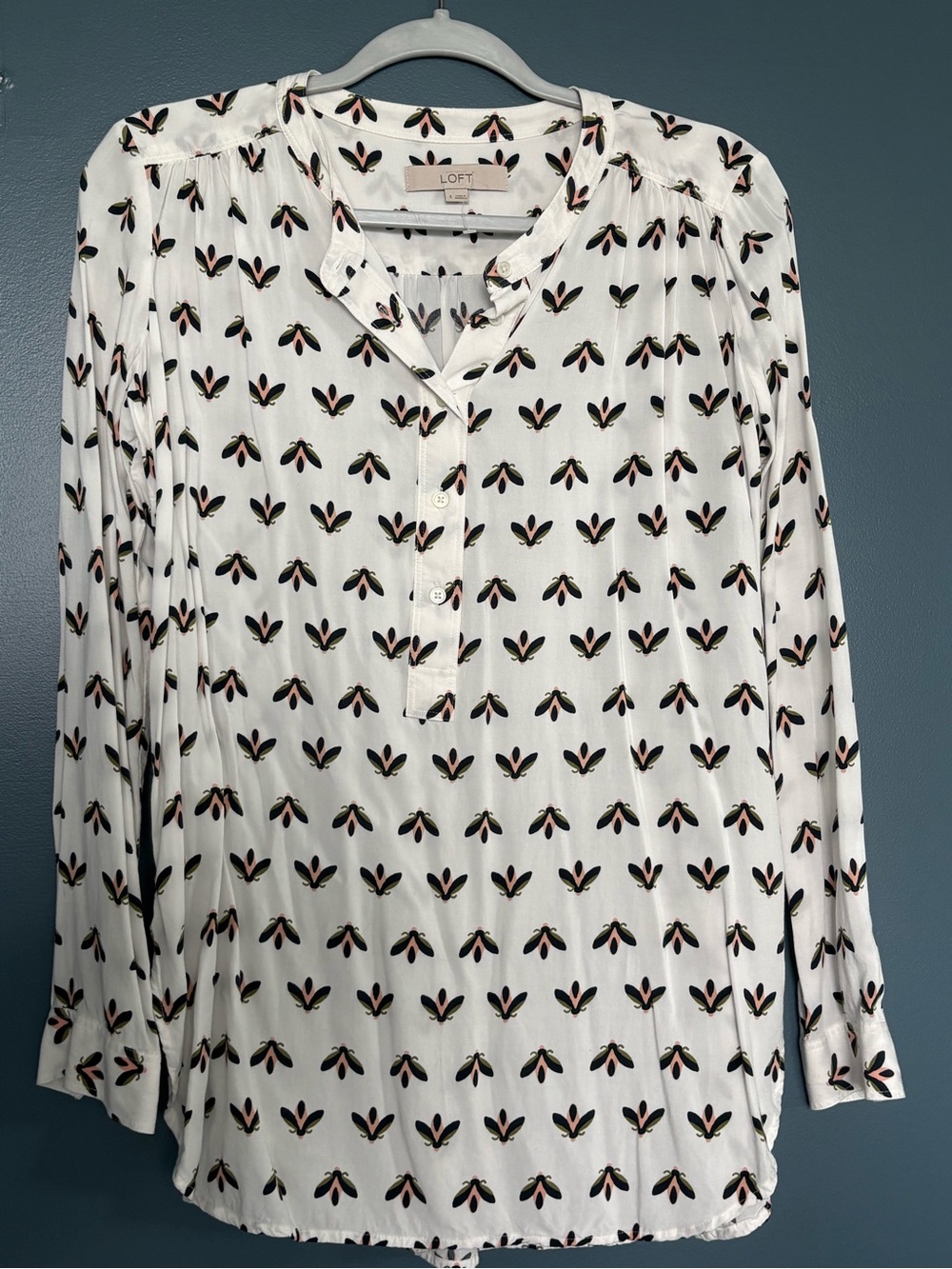 LOFT White Blouse with Black and Blush Pattern